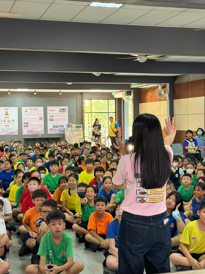 Earthya community outreach event 3