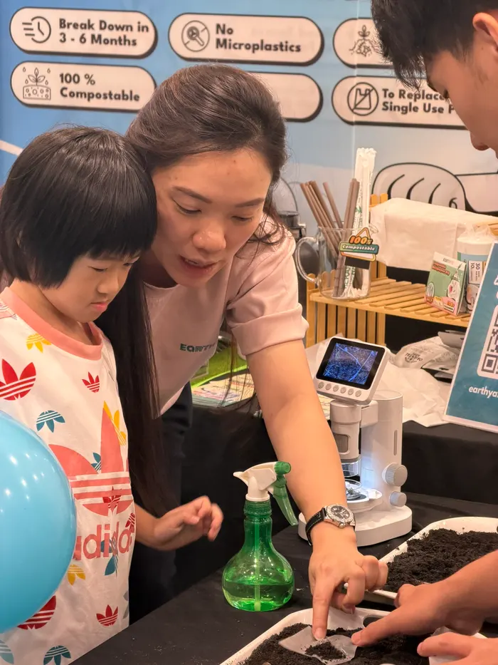 Earthya community outreach event 6